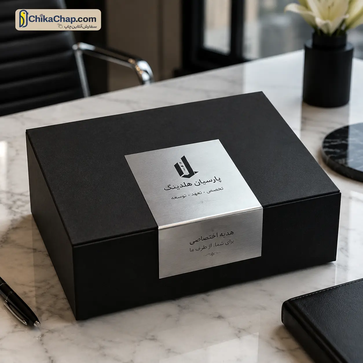 چاپ برچسب متالایز نقره ای با کیفیت بالا برای پلمپ و بسته&zwnj;بندی محصولات الکترونیکی